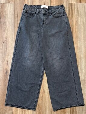 Hollister Women's Charcoal Black Boyfriend Jeans size 28 long